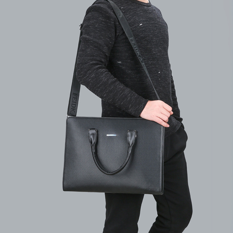 Designer Briefcase Bag For Men - Interior Design Journal 评论和价格