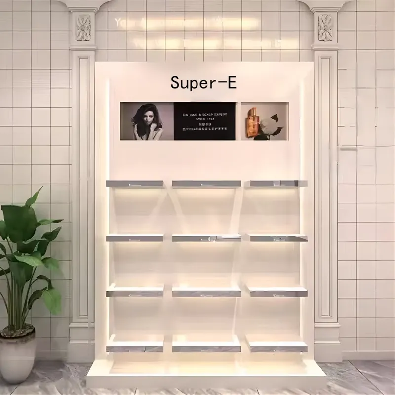 Makeup Showcase Retail Shop In - Interior Design Nail Salon 评论和价格