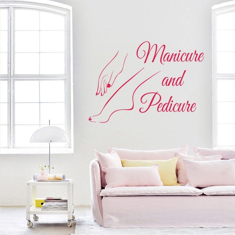 Beauty Salon Manicure Pedicure - Interior Design Nail Salon 评论和价格