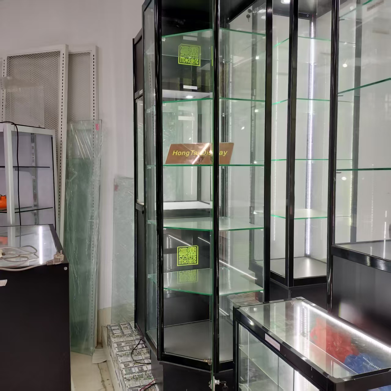 Custom.Interior Design Exhibit - Interior Design Exhibition 评论和价格
