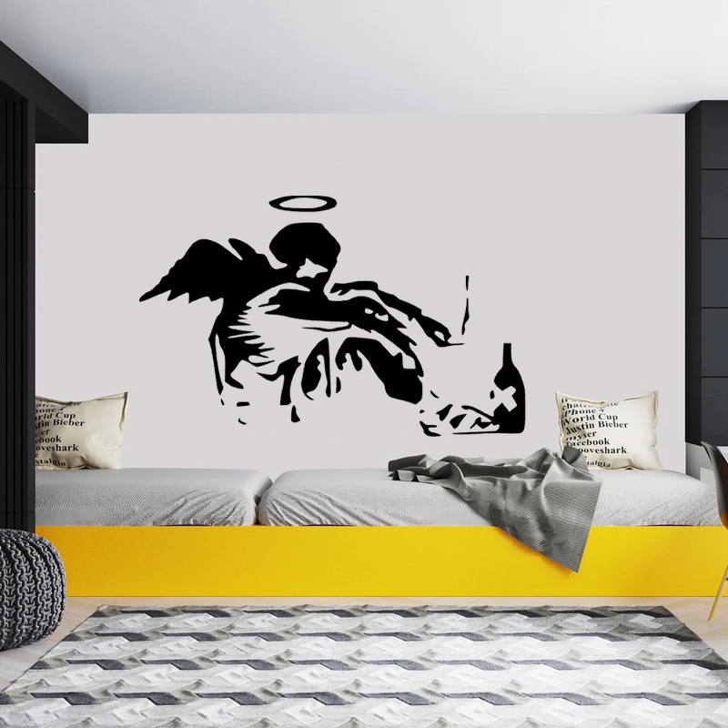 Banksy Fallen Angel Graffiti W - Interior Design Magazine 评论和价格
